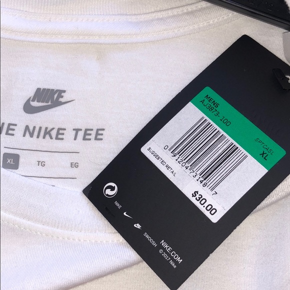 (1:XL Only) Nike ‘Futura Box’ Tee - Picture 5 of 6